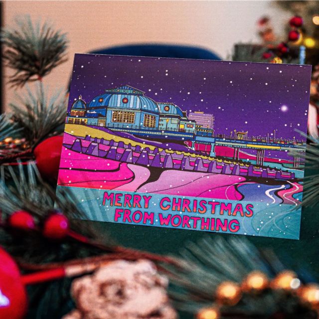 Our beautiful Christmas cards fill me with so much joy and festive spirit! 🎄🤩 
You can purchase these (along with other TFT Christmas cards) in our Worthing seafront gallery where you'll find all our other Christmas treasures! 🎁

Photographer @aleeharris_48